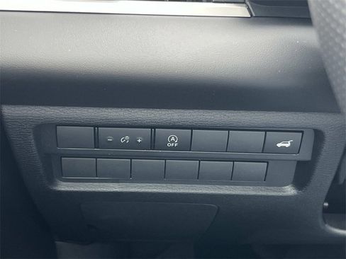 New 2026 Mitsubishi Outlander SE image 29