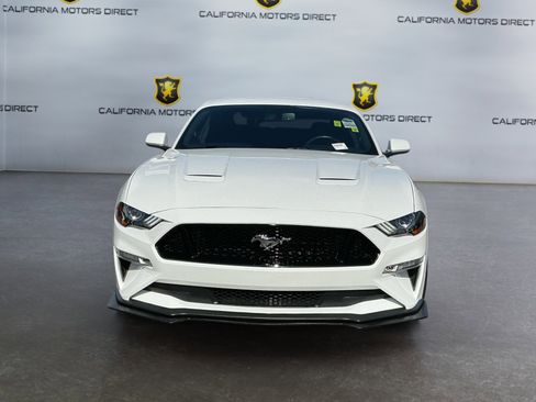 Used 2020 Ford Mustang GT RWD image 2