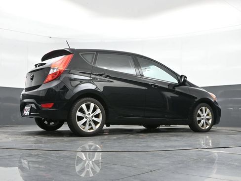 Used 2014 Hyundai Accent SE FWD image 37