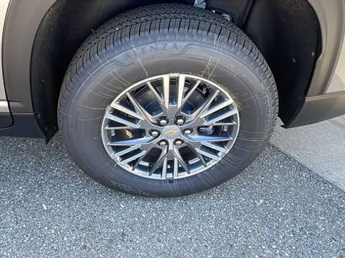 New 2026 Chevrolet Traverse LT w/ LPO, Floor Liner Package image 29