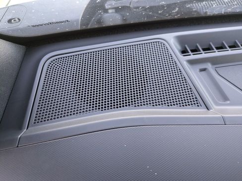 New 2025 Ford Bronco 4-Door image 23