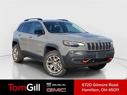 Used 2022 Jeep Cherokee Trailhawk image 1