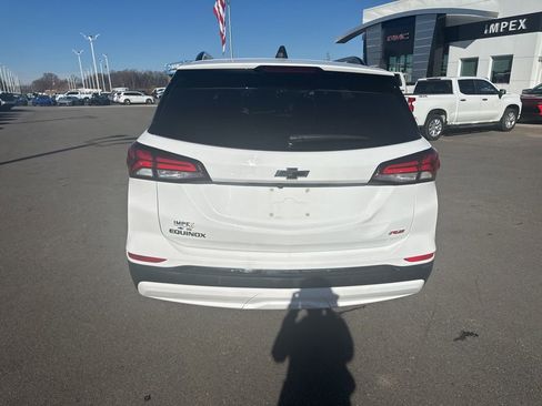 Used 2022 Chevrolet Equinox RS w/ Infotainment Package image 4