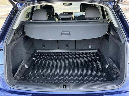 Used 2022 Audi Q5 2.0T Premium w/ Convenience Package image 22