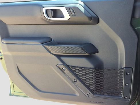 Used 2025 Ford Bronco Outer Banks image 23