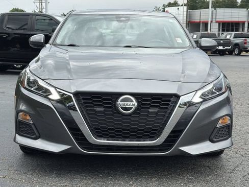 Used 2022 Nissan Altima 2.5 SV w/ SV Premium Package FWD image 7