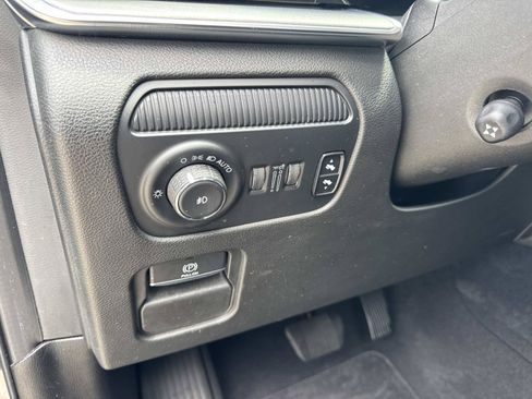 Used 2023 Jeep Wagoneer Series II RWD image 21