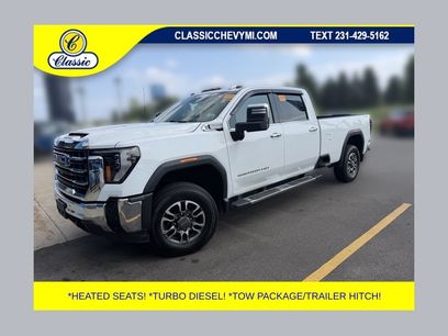 Used 2024 GMC Sierra 2500 SLT w/ SLT Premium Package