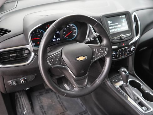 Used 2018 Chevrolet Equinox LT AWD/4WD image 21