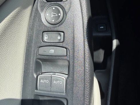 Used 2018 Honda Accord EX-L image 28