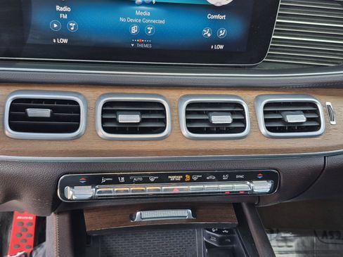Used 2020 Mercedes-Benz GLS 450 4MATIC image 29