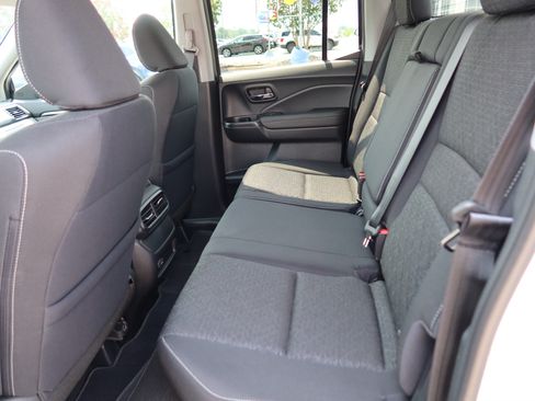 Certified 2024 Honda Ridgeline Sport image 18