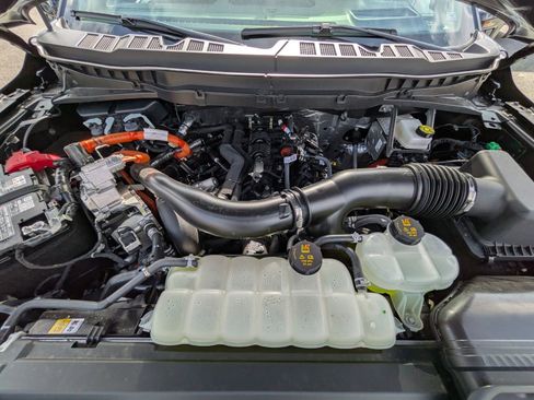 Certified 2025 Ford F150 King Ranch w/ FX4 Off-Road Package image 10