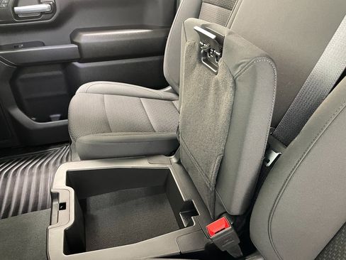 Used 2025 Chevrolet Silverado 1500 W/T w/ WT Value Package image 30