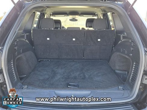 Used 2020 Jeep Grand Cherokee Laredo w/ 18" Wheel & 8.4" Radio Group image 18