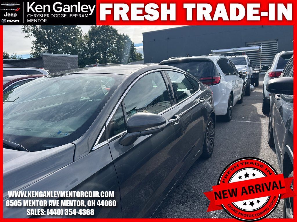 Used 2017 Ford Fusion SE AWD/4WD image 7