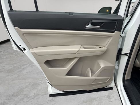 Used 2019 Volkswagen Atlas SE image 17