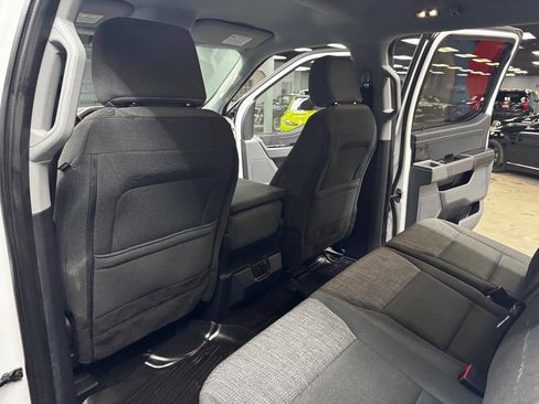 Used 2022 Ford F150 XLT w/ Equipment Group 301A Mid image 39