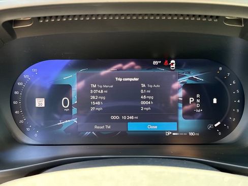 Used 2026 Volvo XC40 B5 Plus AWD/4WD image 17