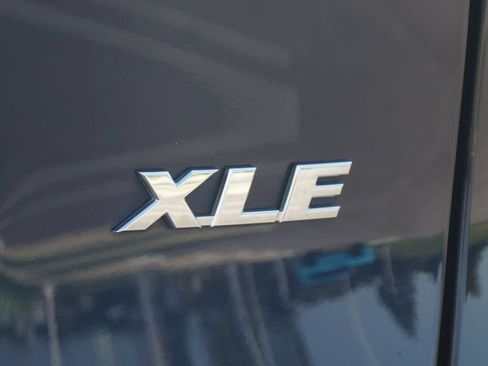 Used 2024 Toyota RAV4 XLE FWD image 18