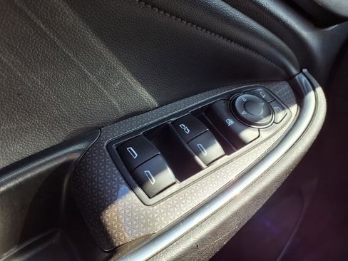 Used 2016 Chevrolet Malibu LT w/ Leather Package FWD image 20