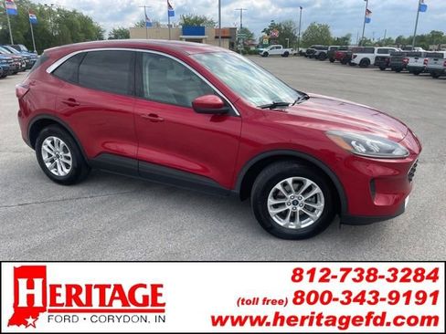 Used 2020 Ford Escape SE FWD image 1