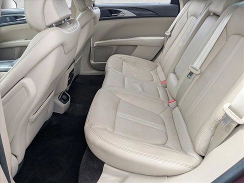 Used 2017 Lincoln MKZ Reserve image 18