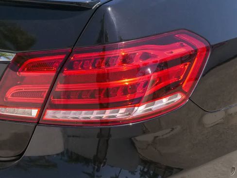Used 2016 Mercedes-Benz E 350 Sedan image 10