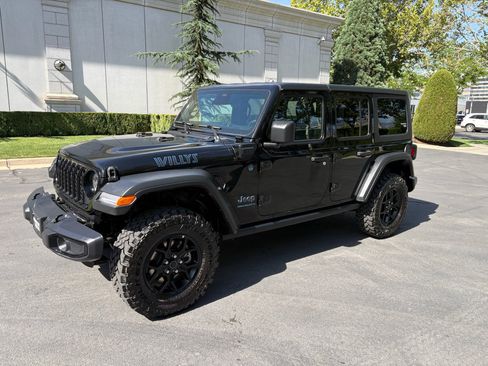 Used 2025 Jeep Wrangler Unlimited Sport S 4xe AWD/4WD image 2