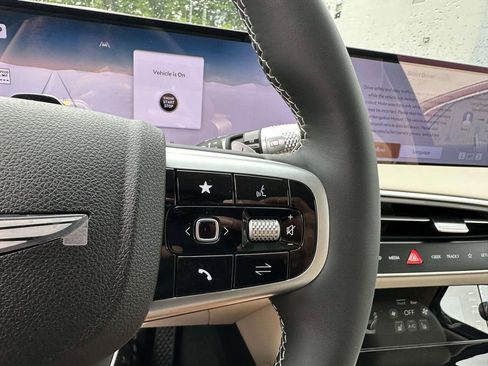New 2026 Genesis GV70 2.5T AWD/4WD image 28