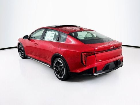 New 2025 Kia K4 GT-Line image 7