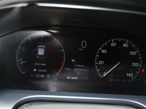 Certified 2025 Honda HR-V Sport image 13