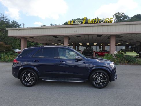 Used 2020 Mercedes-Benz GLE 350 4MATIC w/ AMG Line Exterior image 27