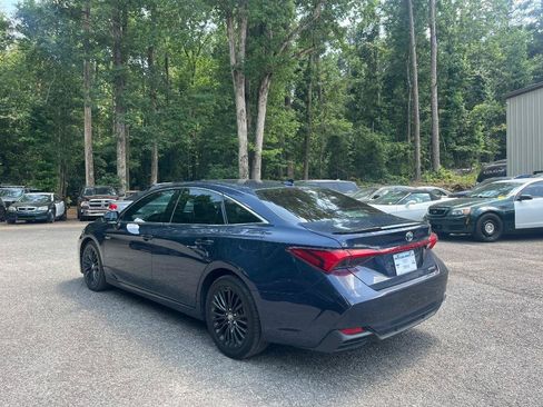Used 2019 Toyota Avalon XSE w/ Four Season Floor Mat Package FWD image 7