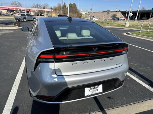 New 2026 Toyota Prius Limited image 8