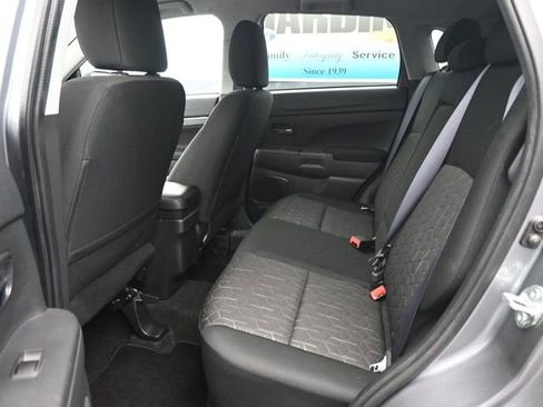 Used 2025 Mitsubishi Outlander Sport ES image 9