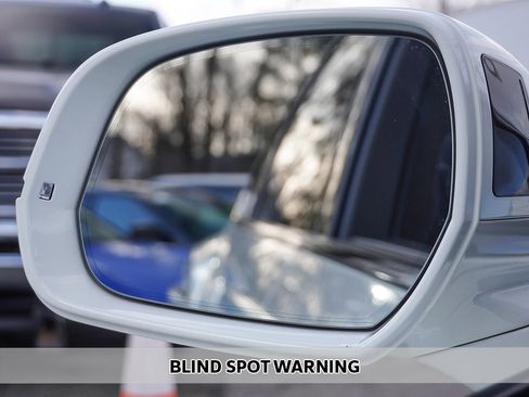 Used 2019 Bentley Bentayga V8 image 10