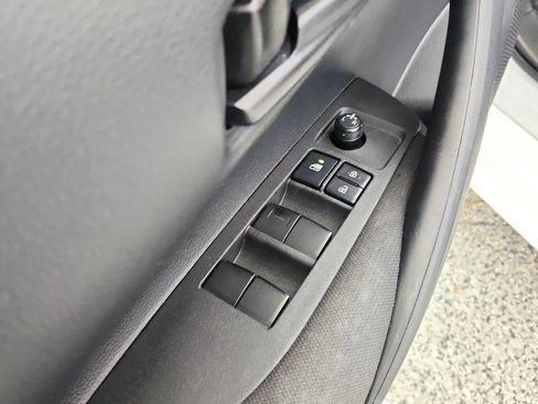 Used 2024 Toyota Corolla LE w/ LE Convenience Package FWD image 21