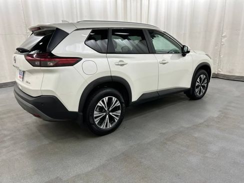 Used 2023 Nissan Rogue SV w/ SV Premium B Package AWD/4WD image 4