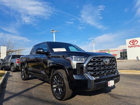 Certified 2025 Toyota Tundra Platinum image 4