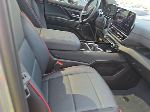 Used 2025 Chevrolet Silverado EV RST AWD/4WD image 8
