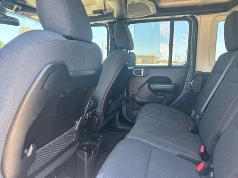 Used 2024 Jeep Wrangler Unlimited Rubicon AWD/4WD image 22
