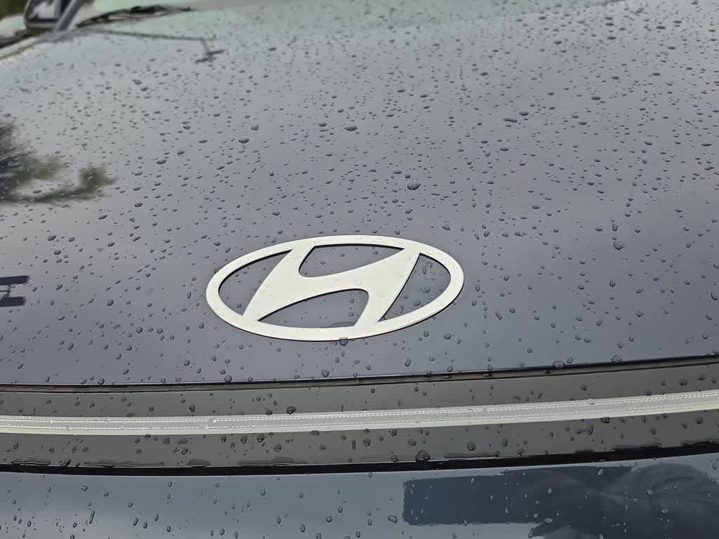 New 2027 Hyundai Kona SE FWD image 12