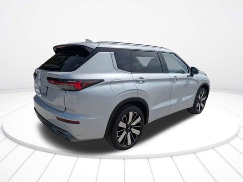 New 2026 Mitsubishi Outlander SEL FWD image 4