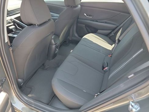 New 2026 Hyundai Elantra Hybrid FWD image 23