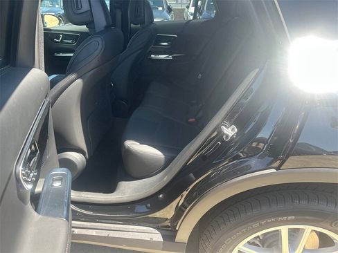 Certified 2025 Mercedes-Benz GLC 300 image 24