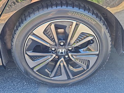 Used 2017 Honda Civic EX-L image 25