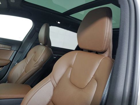 Certified 2026 Volvo V90 B6 Cross Country Ultra AWD/4WD image 22