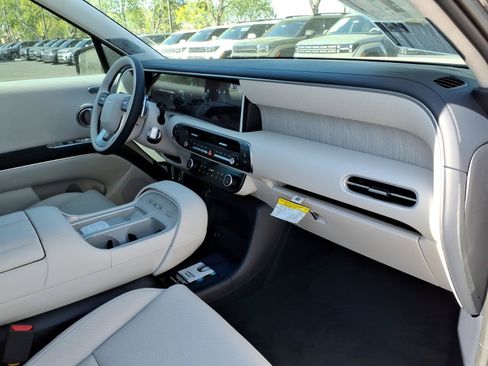 New 2026 Hyundai Palisade Calligraphy FWD image 6