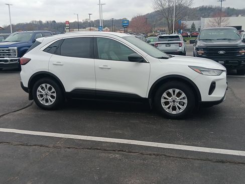 Used 2024 Ford Escape Active w/ Tech Pack #1 image 2